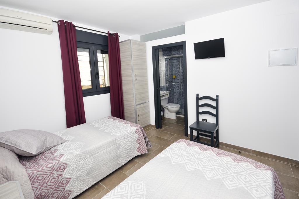 Hostal Maria Jose Conil De La Frontera Zewnętrze zdjęcie